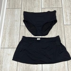 Lot of 2 Anne Cole swim bottoms 🏊 😎